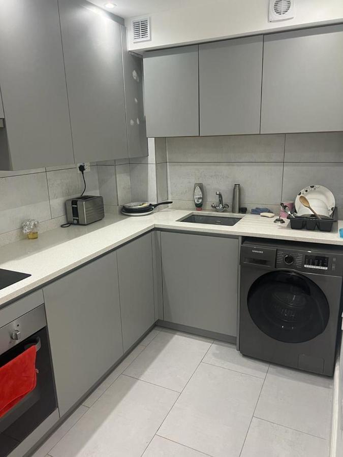 ロンドンAmazing Flat 2 In Batterseaアパートメント エクステリア 写真